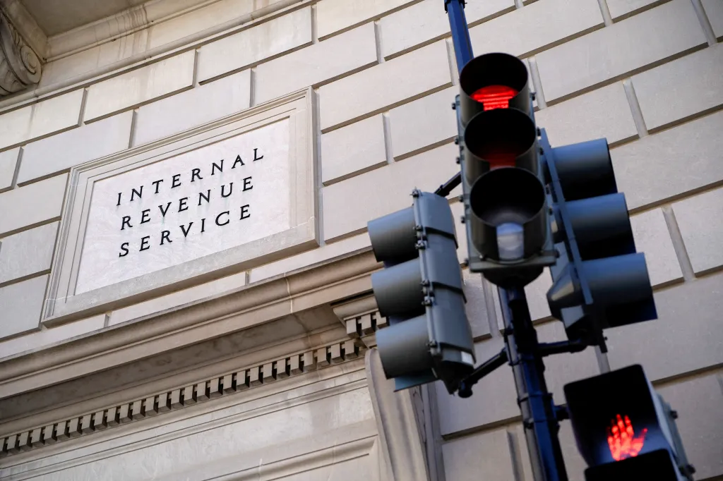 The Internal Revenue Service building with a red traffic light and a