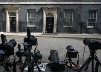 Andy Burnham set to take charge as U.K. prime minister