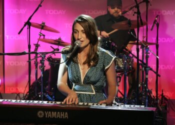 3 Songs That Are Basically Artists’ One Big F*** You to Their Record Label