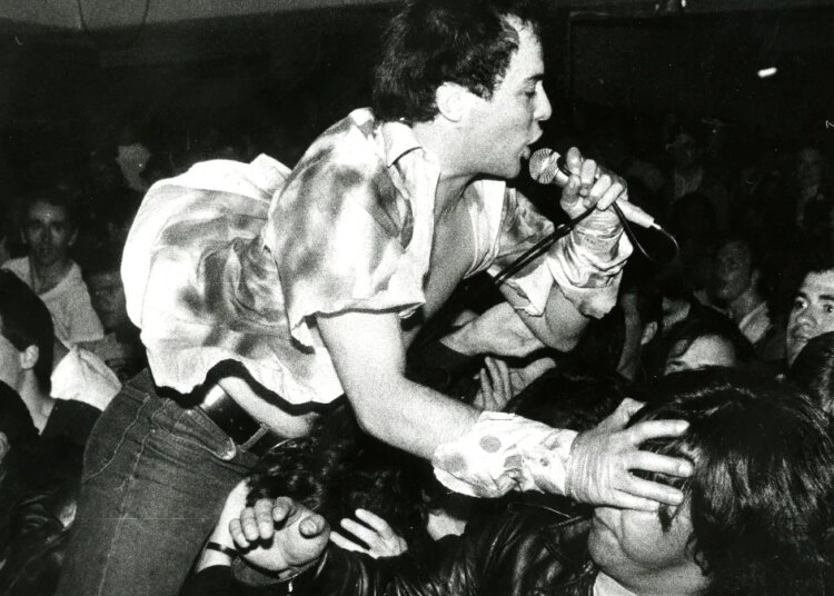 A Legendary Punk Singer Just Returned to the Stage for the First Time Since Suffering a Debilitating Stroke