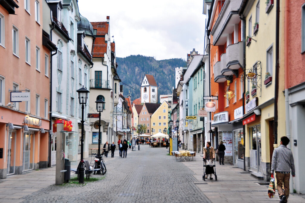Castle-hopping in the dreamy Bavarian Alps