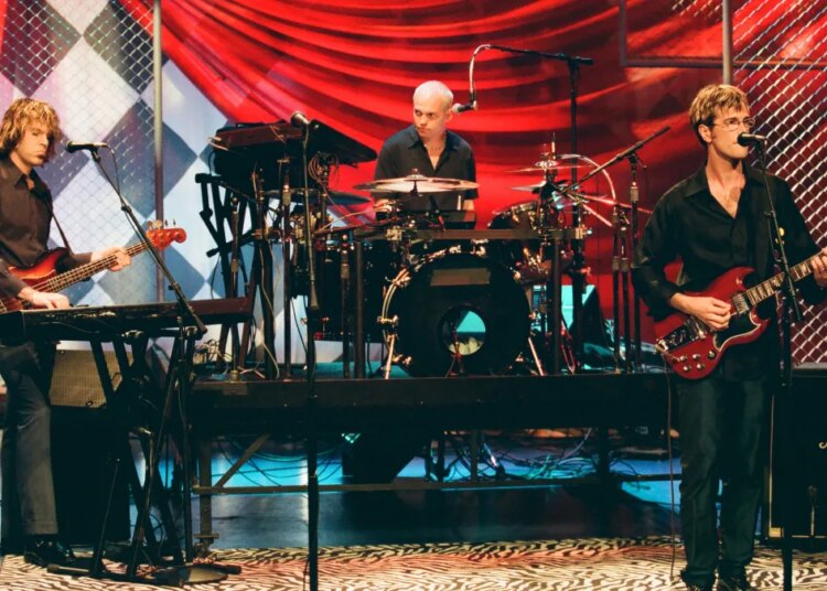 This 1998 Rock Anthem Is About More Kinds of ‘Last Call’ Moments Than You Might Think