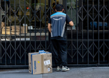 Amazon, gig companies see spike in workers on SNAP and Medicaid, study shows