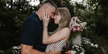 Taylor Swift and Travis Kelce’s Wedding Causes Stir Outside Madison Square Garden | Photos