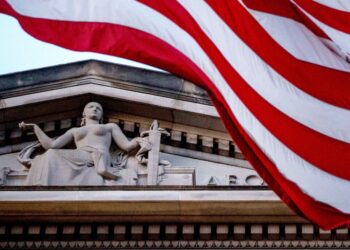 College-educated Americans need to unlearn this lesson about patriotism