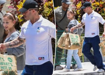 Ariana Grande’s streak of outings with ex-boyfriend Ricky Alvarez continues with Fourth of July grocery run