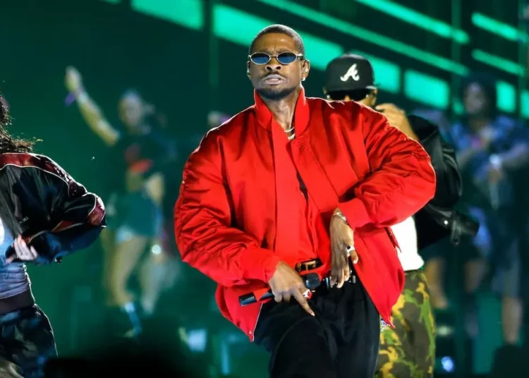 Usher Kicks Fan off Stage After Uncomfortable Performance: ‘I Don’t Think She Wants To Be on the Stage’