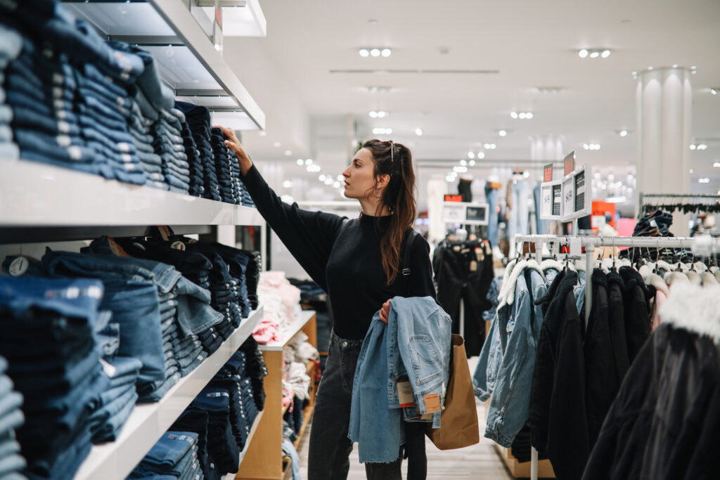 Outlets don’t always offer the best deals. Here’s how to find the real bargains.