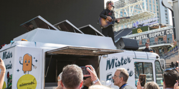 Green Day Turned Comic-Con Into Warped Tour for a Few Glorious Minutes by Playing ‘Basket Case’ on Top of an Ice Cream Truck