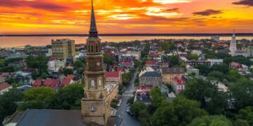 Where to Vacation If You Don’t Want to Get Robbed, According to the FBI
