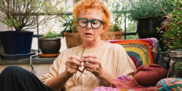 Why You Keep Saving Your Life for Later, According to Psychology