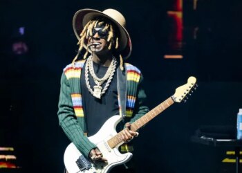 ‘You Got a Guy on the Inside?’: Lil Wayne Goes Full UFO Truther on Lil Dicky’s Podcast