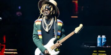 ‘You Got a Guy on the Inside?’: Lil Wayne Goes Full UFO Truther on Lil Dicky’s Podcast