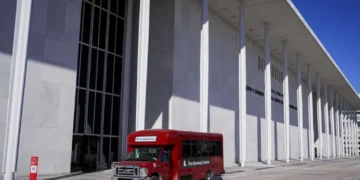 Whistleblowers flag shady deals and questionable work in Trump’s Kennedy Center project