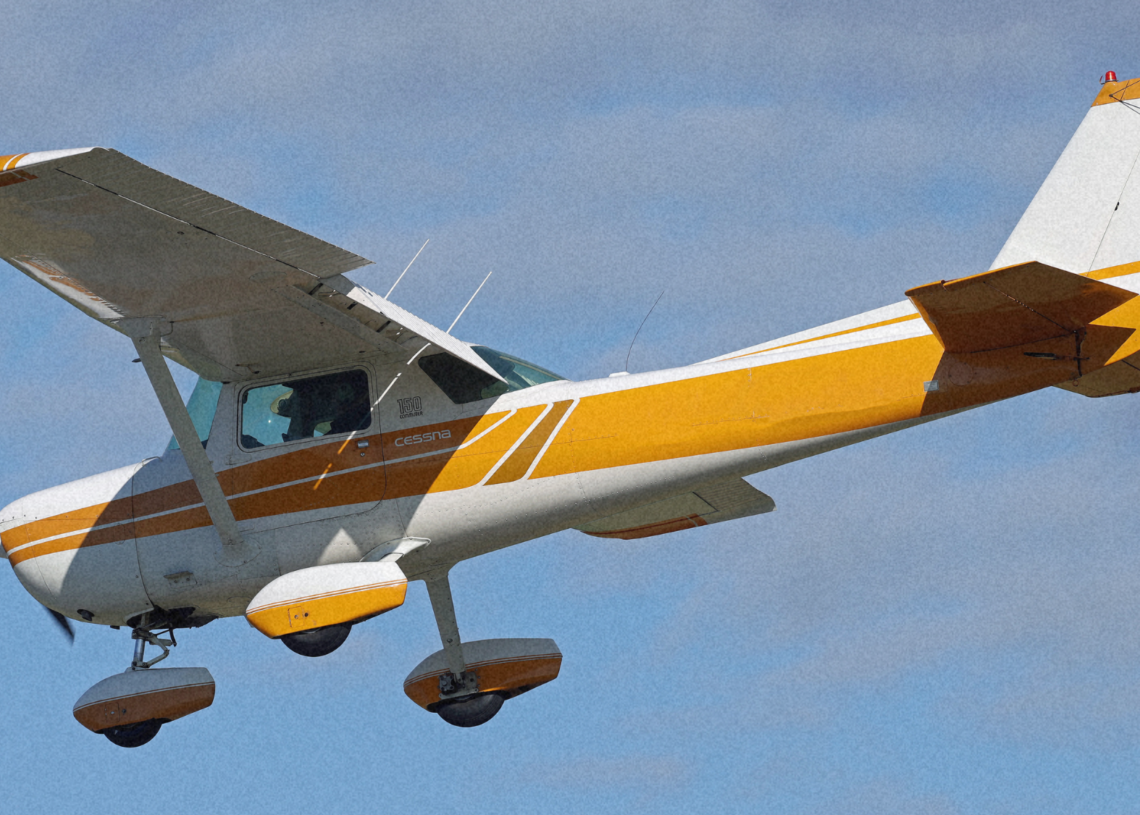 A Student Pilot Landed a Plane Alone After Her Instructor Jumped to His Death Mid-Flight