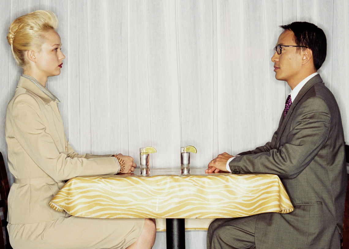 An Expert Gave Us 4 Tips for Overcoming Awkward Silence On the First Date