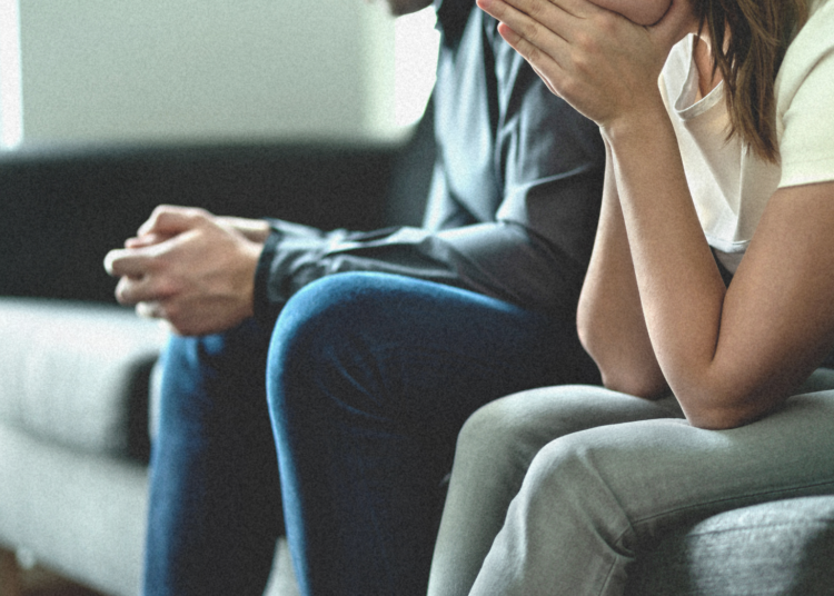 Ask Yourself This Question Before Confessing to Cheating, Therapist Says