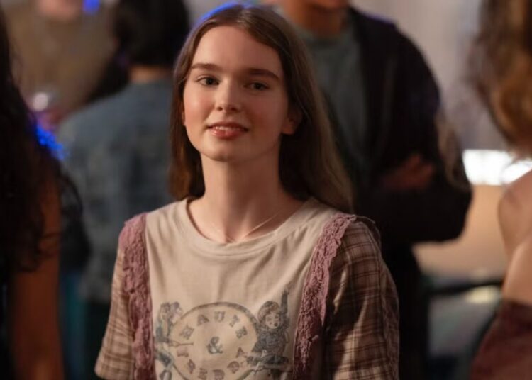 ‘Carrie’ Trailer Teases Mike Flanagan’s Modern Day Retelling of Stephen King’s Classic