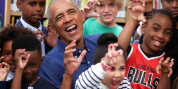 Trump backtracks after attacking Obama on Fox News