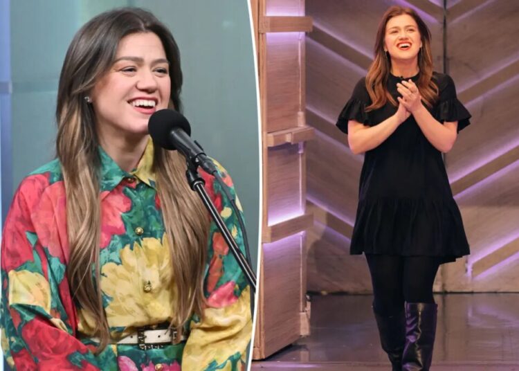 Kelly Clarkson jokes about getting fired by NBC after ending talk show: ‘I don’t work there anymore’