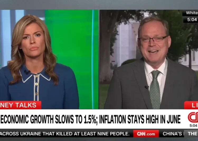 Trump adviser confronted with brutal poll after touting ‘amazing’ economy