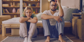 The Subtle Signs You’re Already in a ‘Silent Divorce,’ According to Therapists