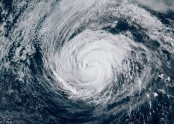Hurricane Fausto Is Moving Toward Hawaii. Here Are 3 Things to Know.
