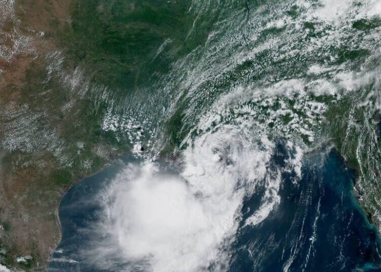 3 Things to Know as Tropical Storm Bertha Meanders West