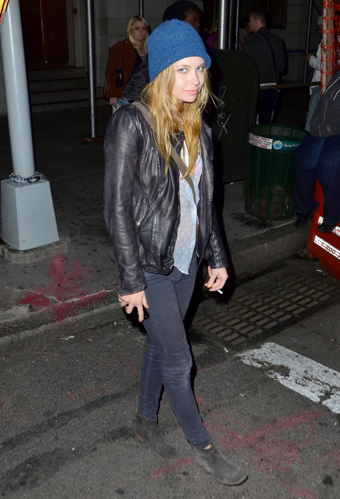 Daveigh Chase walking the streets of Manhattan.