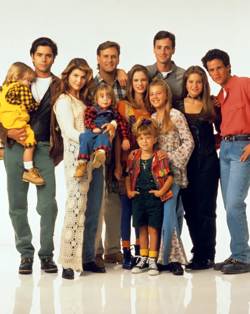 Promotional photo of the cast of Full House.