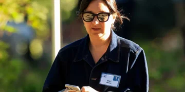 ‘Collapsing on every front’: CBS News sinks to record lows under Bari Weiss