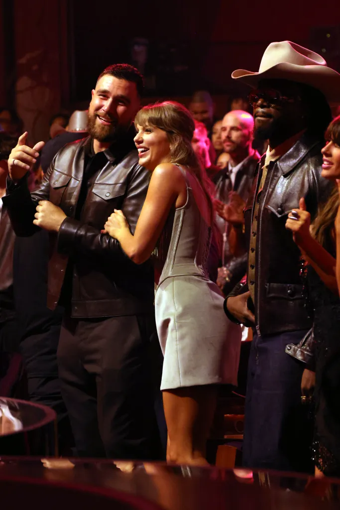 Travis Kelce, Taylor Swift, Shaboozey, and Ella Langley at the iHeartRadio Music Awards.