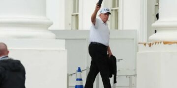 Trump official makes astonishing admission about White House bombing rift