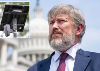 New bill aims to block federal funds from cities, police that use controversial Flock Safety cameras