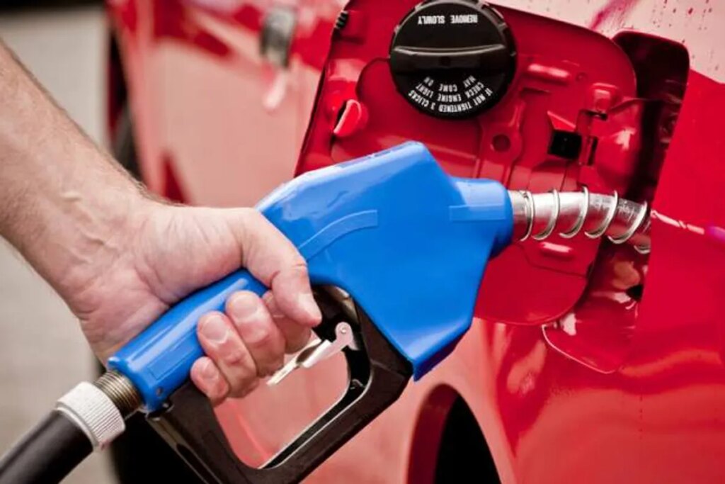 Critics ridicule Trump’s bizarre ‘Freedom Fuel’ gas price stunt: ‘What a joke’