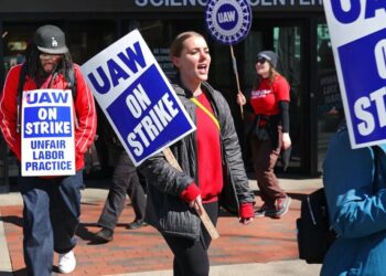 Who counts as “working class”?