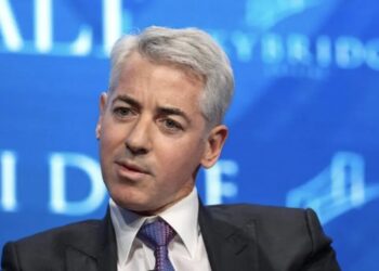 Billionaire Trump ally smacked with blistering fact-check over immigration claim