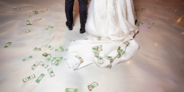 How Much Money Do You Need to Find True Love? Americans Have a Very Specific Number.