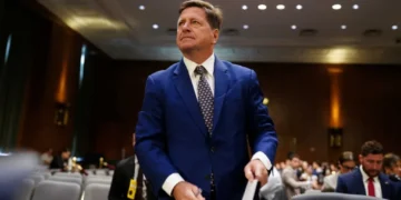 ‘They pressed him’: Analyst flags ‘pretty extraordinary’ moment from Jay Clayton hearing