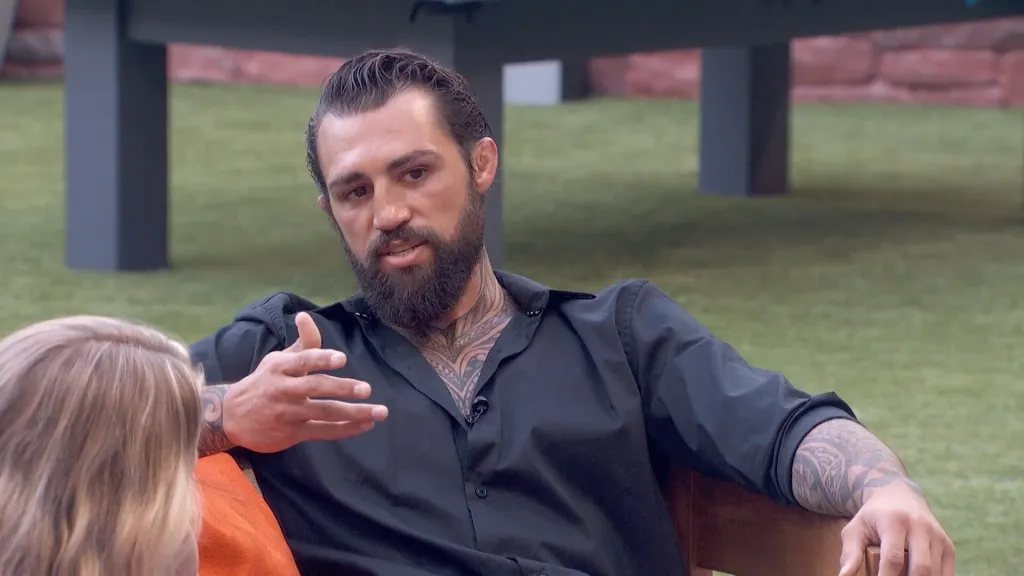 Kamu Kirk from Big Brother.