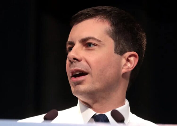 MAGA freaks out as Fox News interviews Pete Buttigieg: ‘Why aren’t you defending Trump?’