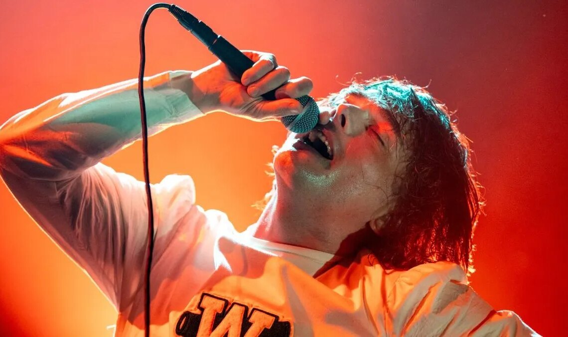 This (Literally) Hot Picture of My Chemical Romance Frontman Gerard Way Is Going to Haunt My Dreams