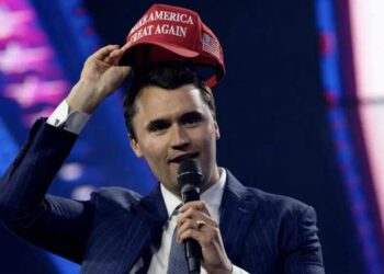 ‘Furious’ sculptor whines that he spent all his money on Charlie Kirk statue no-one wants