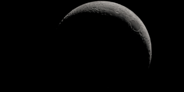 July’s New Moon in Cancer Is Here: Spiritual Meaning and Rituals for a Fresh Start