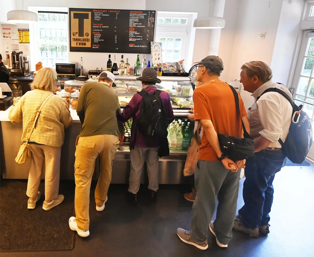 customers at cafe at the Cooper Hewitt on Fifth Ave