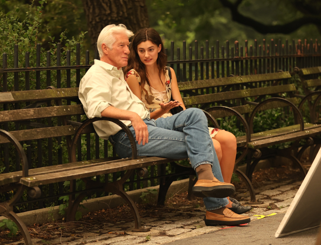 Richard Gere and Diana Silvers filming 
