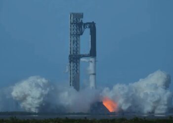 SpaceX Starship launch aborted when engines fail to start just before takeoff