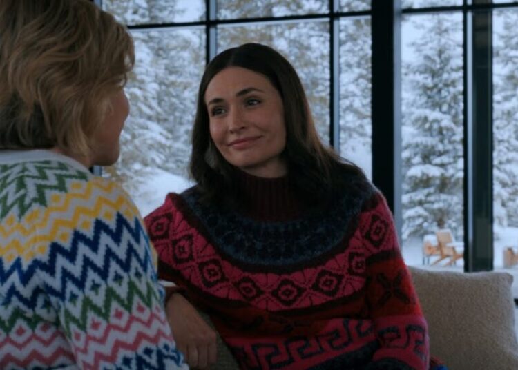 ‘Pluribus’ Star Karolina Wydra Reacts to Her ‘Surreal’ Emmy Nomination, Talks Season 2