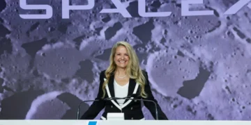 Trump gushes over Musk’s No. 2 for donating millions while her boss gives nothing