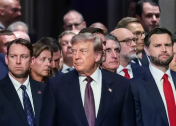 Critics rag on Trump after struggling to toss a Tic Tac into his mouth: ‘Like a magnet’